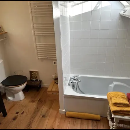 Loft A 250m De La Parking Prive Apartman *